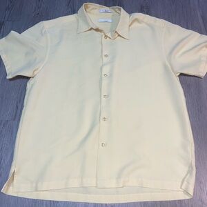 Geoffrey Beene Light Yellow Casual Button Down Shirt